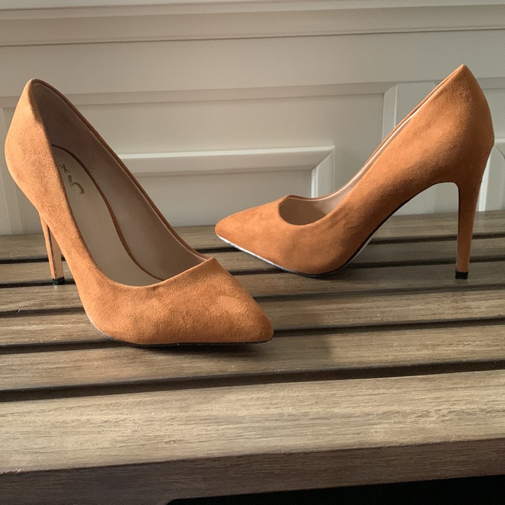 Brown heels